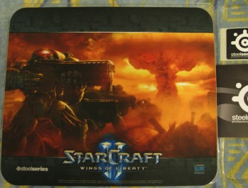 Wings of Liberty SteelSeries QcK Limited Edition StarCraft II Marine