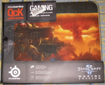 Tapis de souris StarCraft 2 dans sa boite