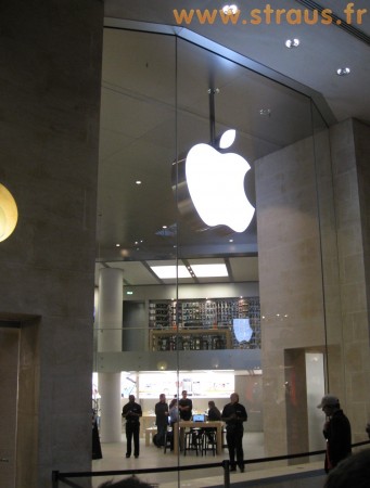Apple Store vue d'un autre angle