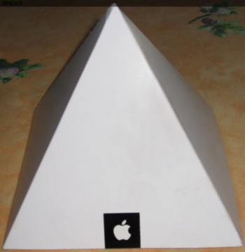 boite pyramide Apple