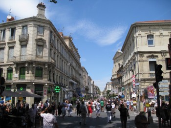 Rue d'Avignon pendant le festival