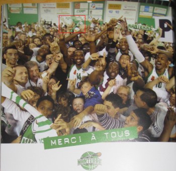 Photo de la montée en Pro A, "Merci à tous", JSF Nanterre